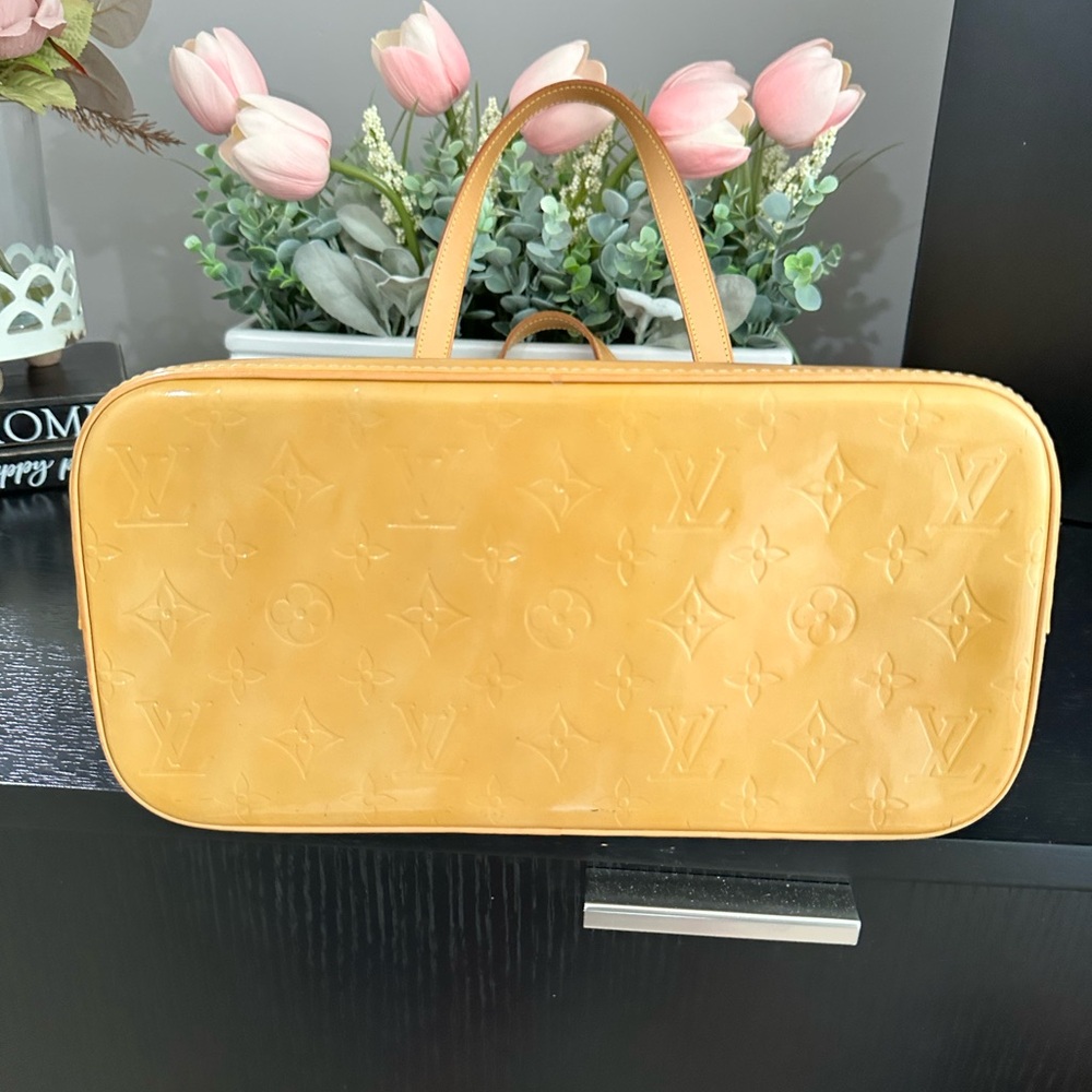 Louis Vuitton Yellow Vernis Tote Bag - Picture 5 of 16